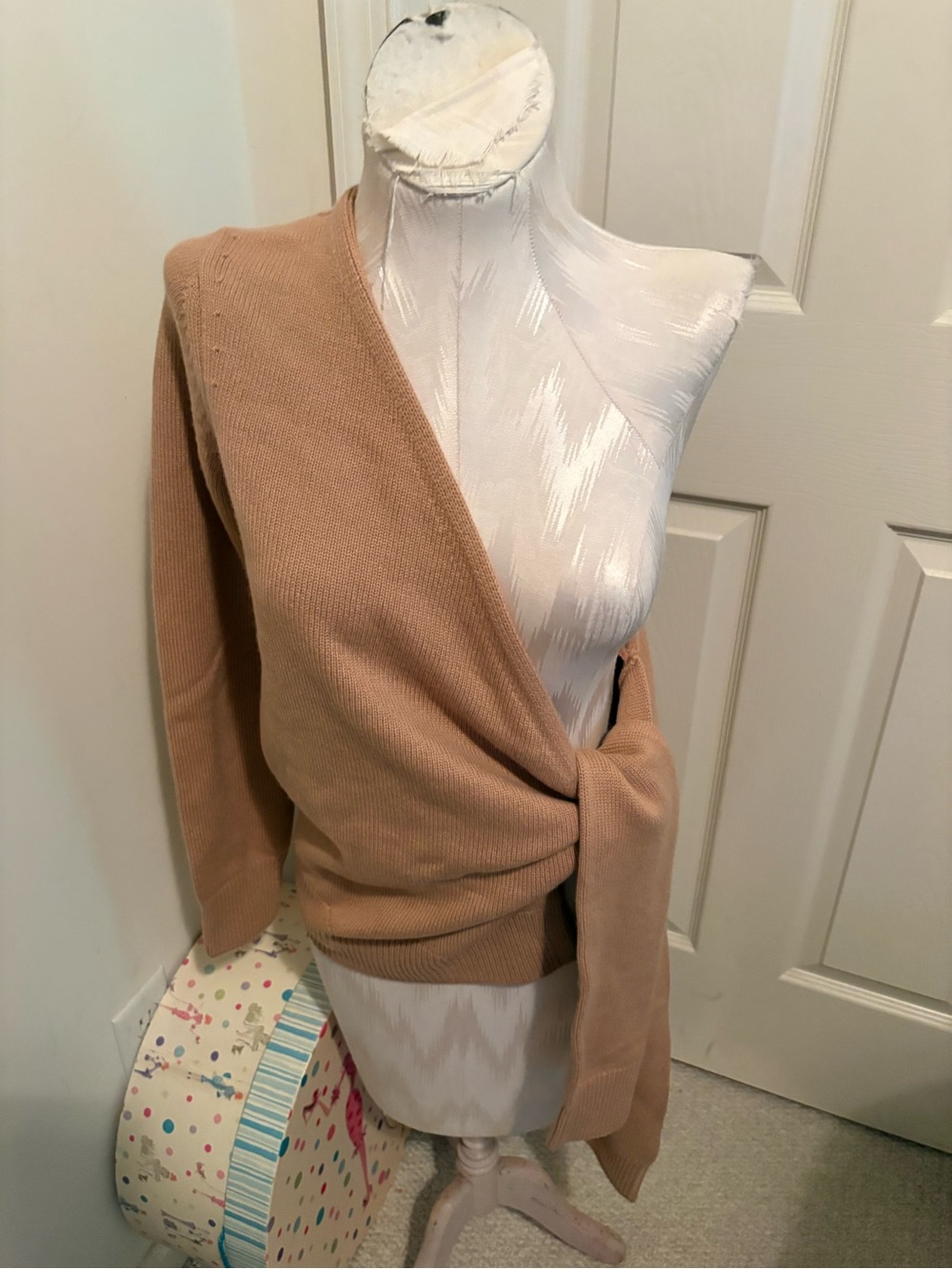 Michael Kors Collection 100% cashmere Camel One-Shoulder Wrap Sweater XS $990